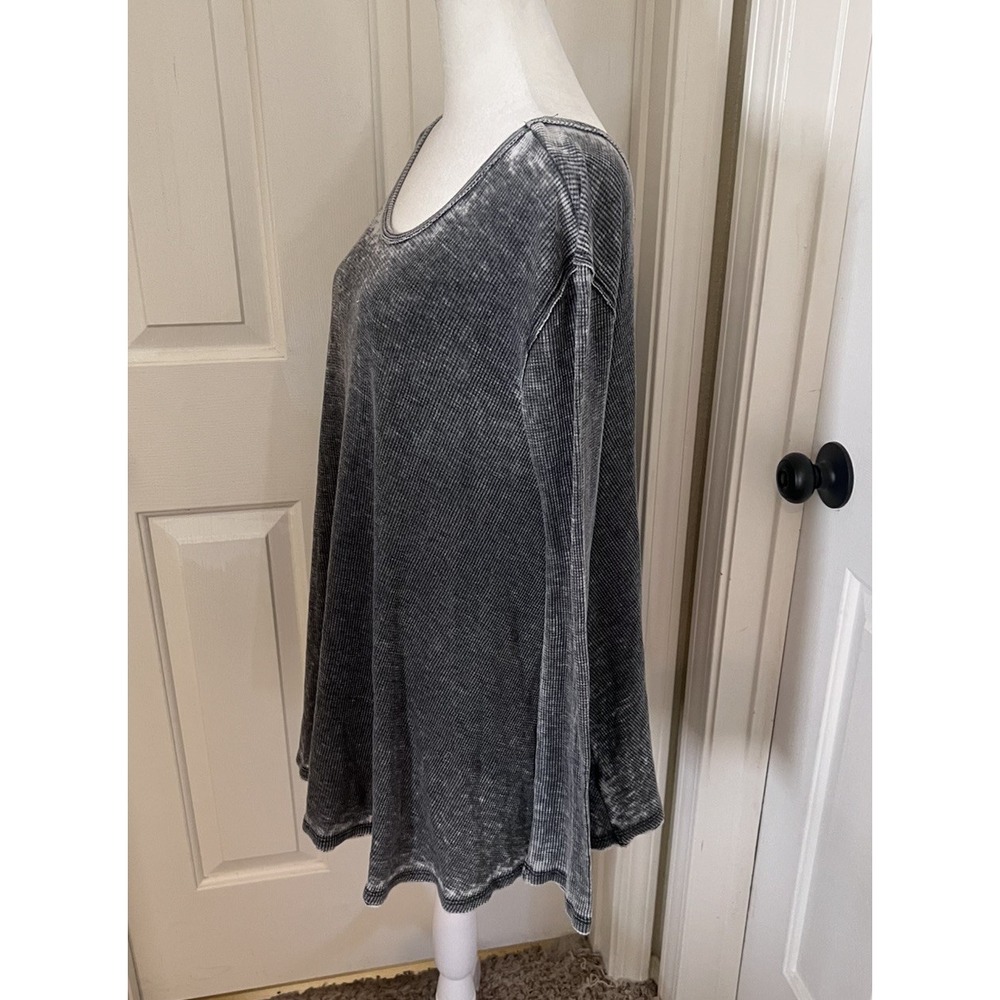 Free People Gray Burnout Waffle Knit Thermal Long Sleeve Top Women's Medium - Picture 4 of 7